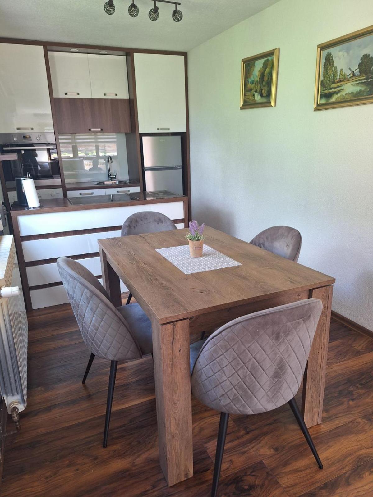 Apartman Kovaci SJJ Exterior foto